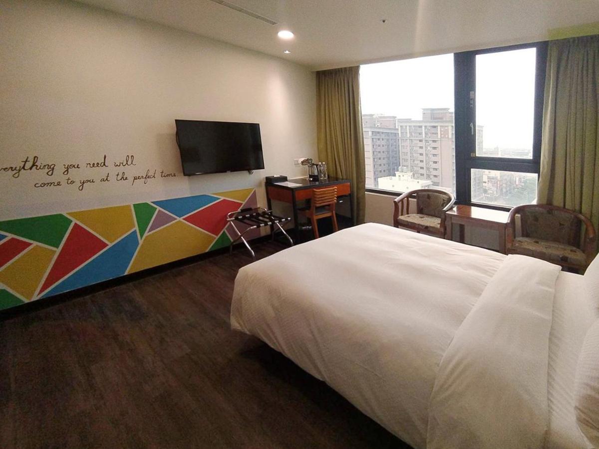 Hotel J Taoyuan Pingzhen Exterior foto