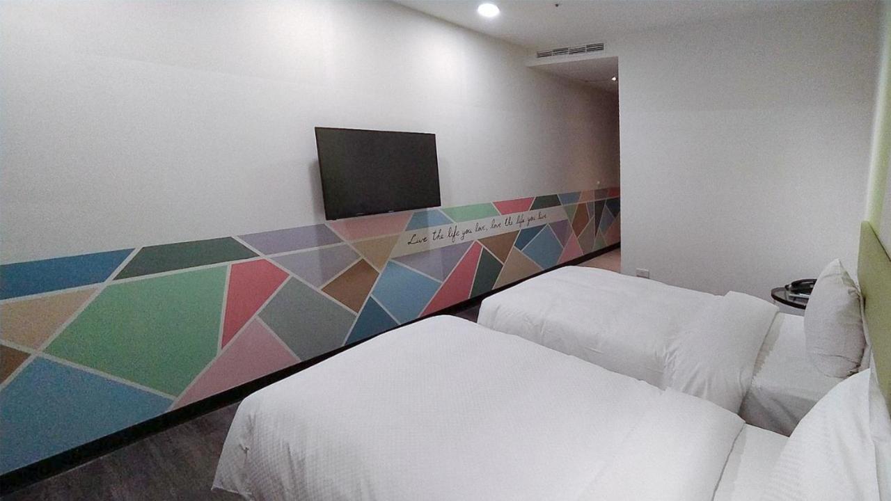 Hotel J Taoyuan Pingzhen Exterior foto